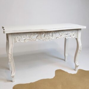 Aparador Clássico em Madeira Marupá